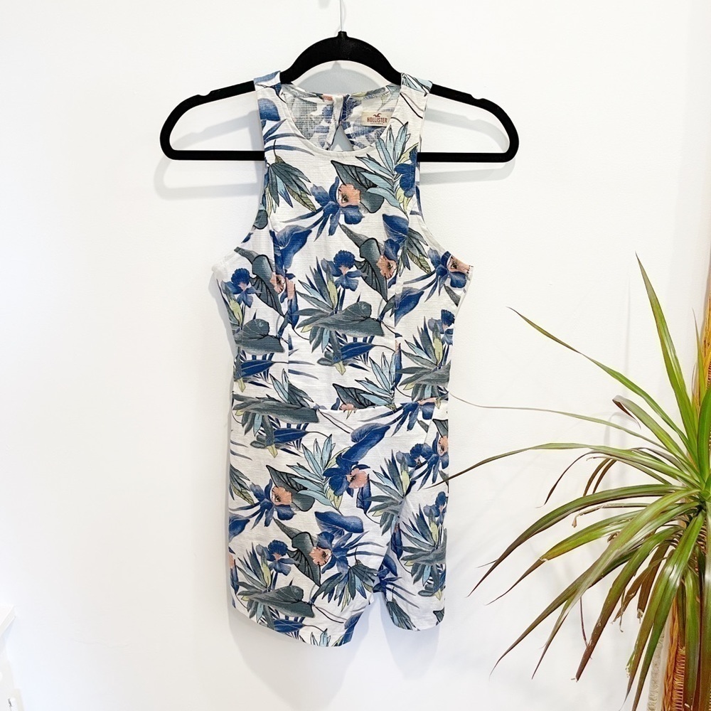 Hollister White Floral Print Sleeveless Romper